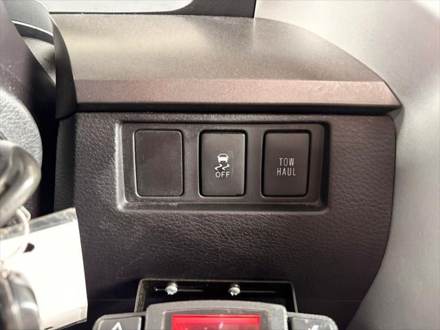 2015 Toyota TUNDRA 4X4 SR5 CrewMax