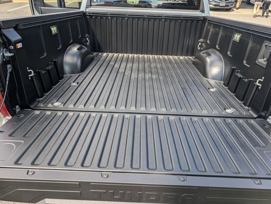 2026 Toyota Tundra i-FORCE MAX Platinum i-FORCE MAX