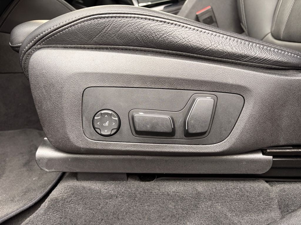 2024 BMW X4 xDrive30i