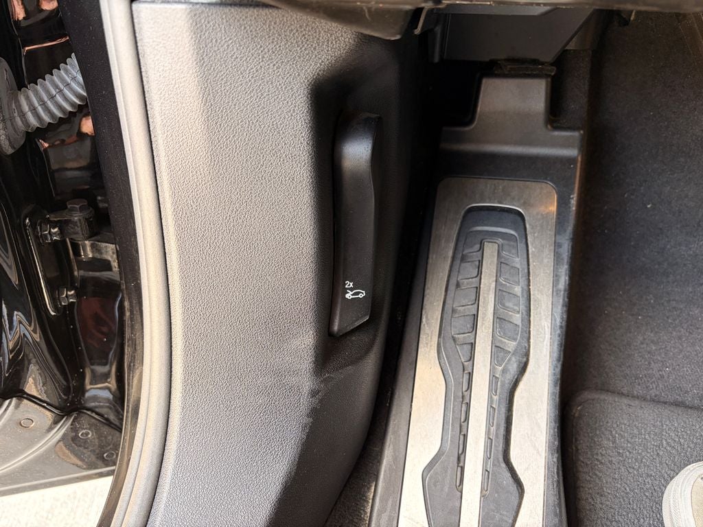 2021 BMW X6 xDrive40i