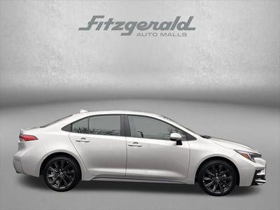 2025 Toyota COROLLA SE