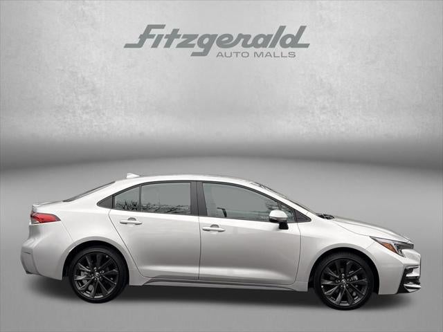 2025 Toyota COROLLA SE