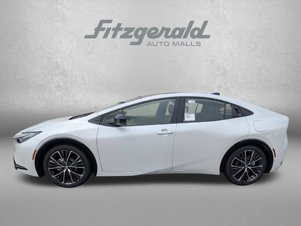 2027 Toyota Prius XLE