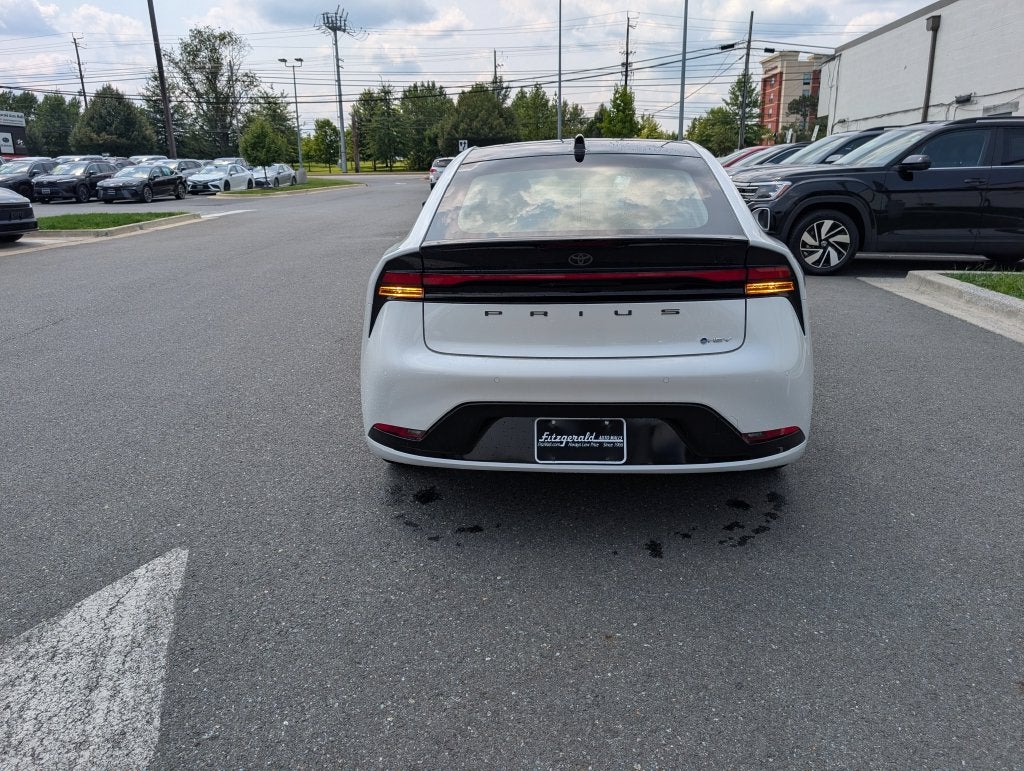 2027 Toyota Prius XLE