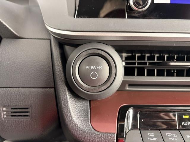 2024 Toyota Prius Prime SE
