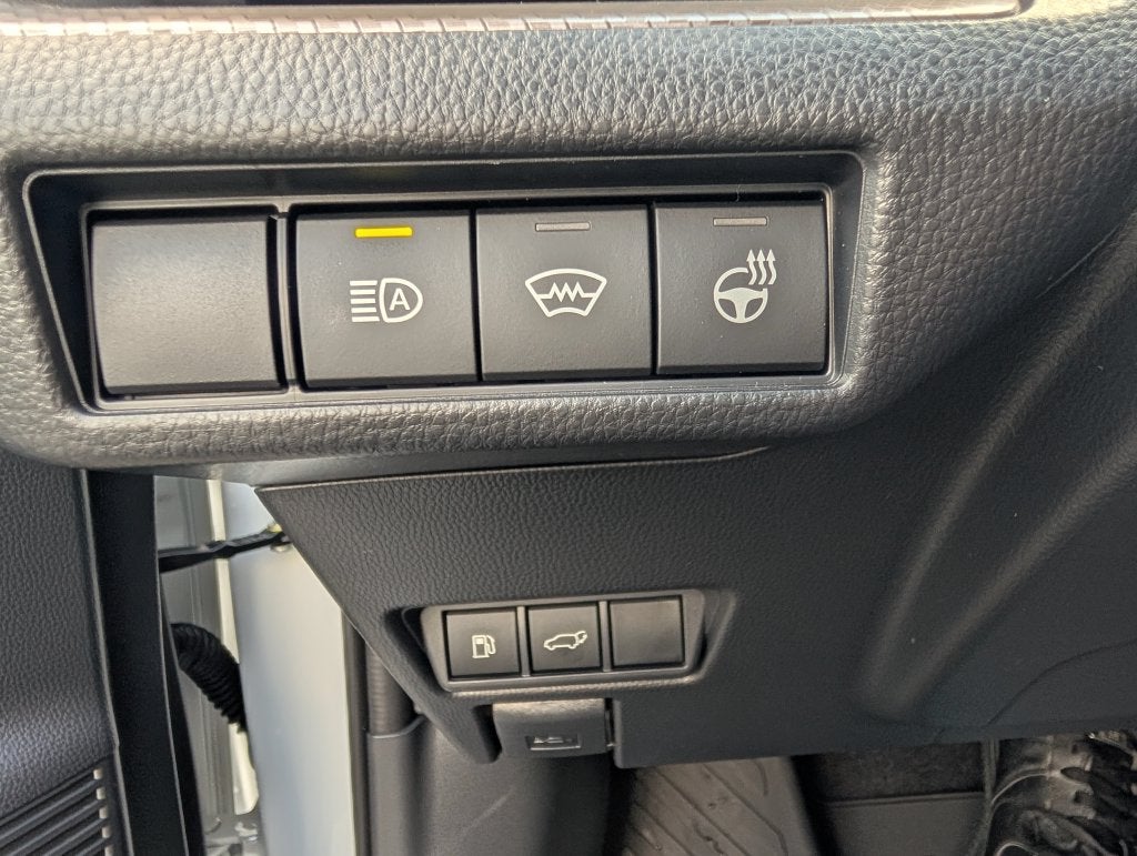 2027 Toyota Prius Limited AWD