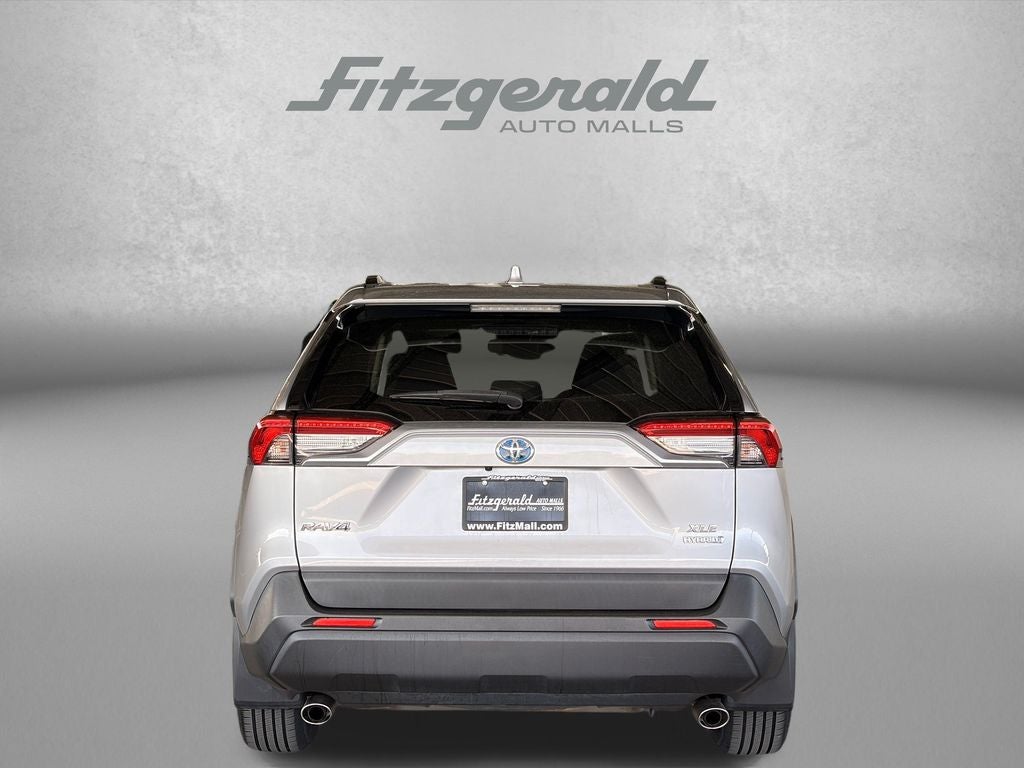 2021 Toyota RAV4 HYBRID XLE