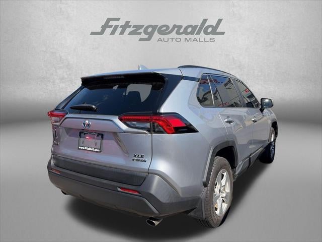 2021 Toyota RAV4 HYBRID XLE