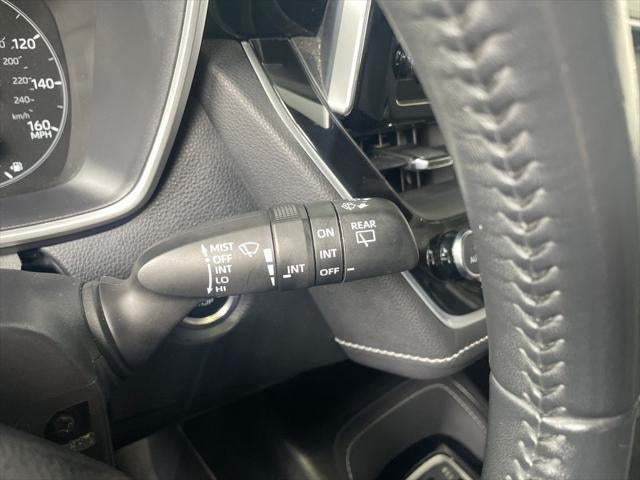 2024 Toyota Corolla Hatchback SE