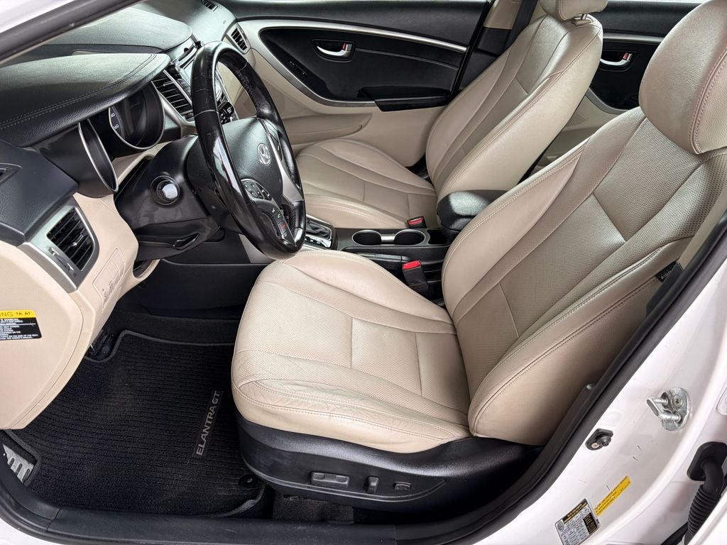 2013 Hyundai Elantra Base