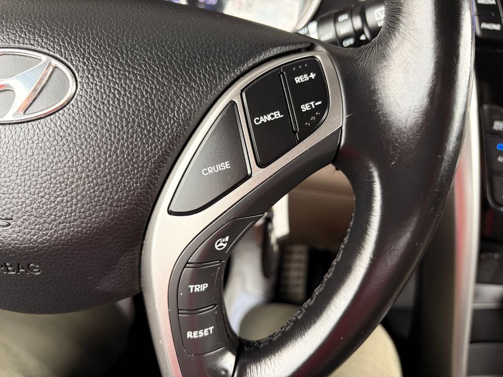 2013 Hyundai Elantra Base