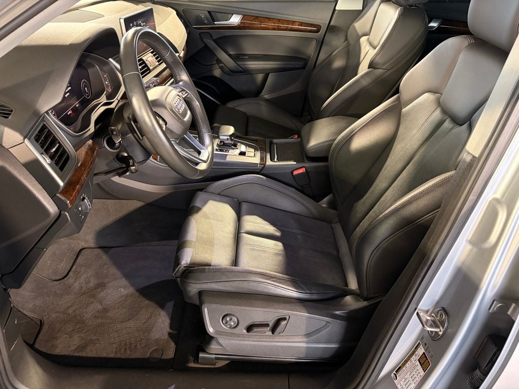 2020 Audi Q5 45 Premium Plus quattro