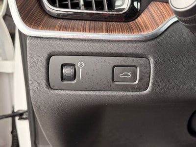 2021 Volvo XC60 T5 Momentum