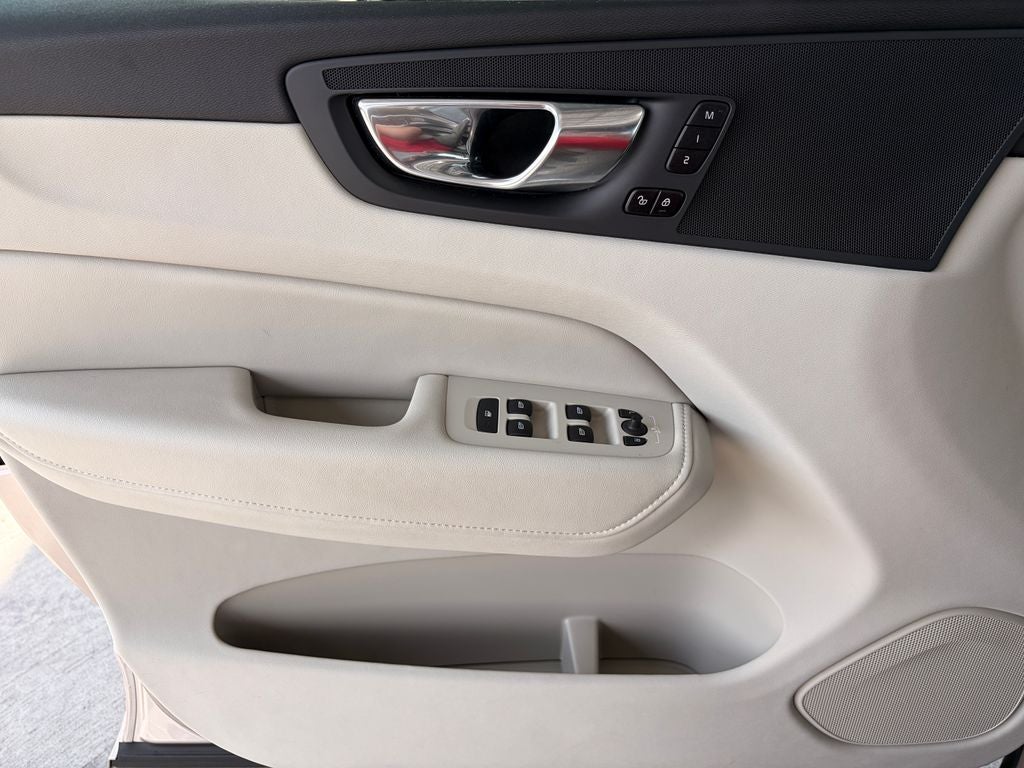 2023 Volvo XC60 B5 Core