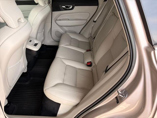2023 Volvo XC60 B5 Core