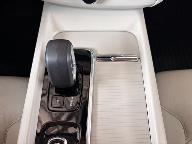 2023 Volvo XC60 B5 Core