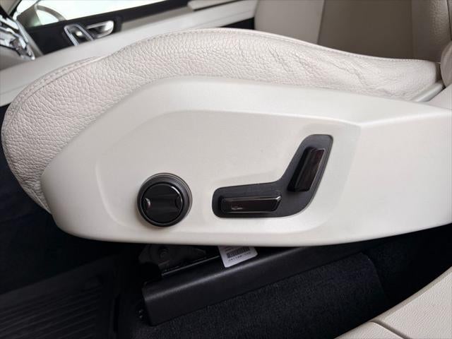 2023 Volvo XC60 B5 Core