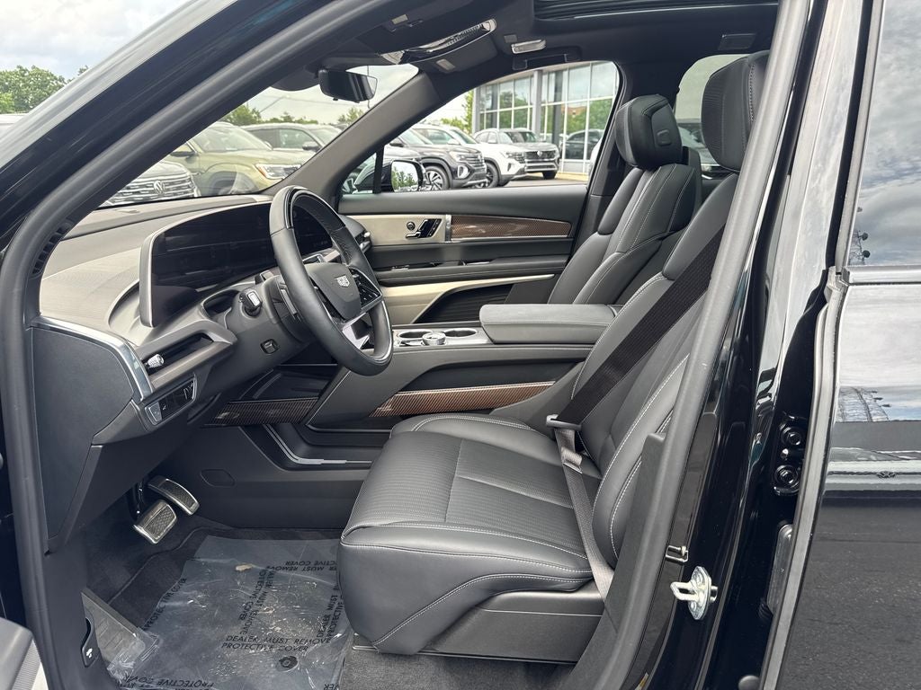 2026 Cadillac VISTIQ Luxury