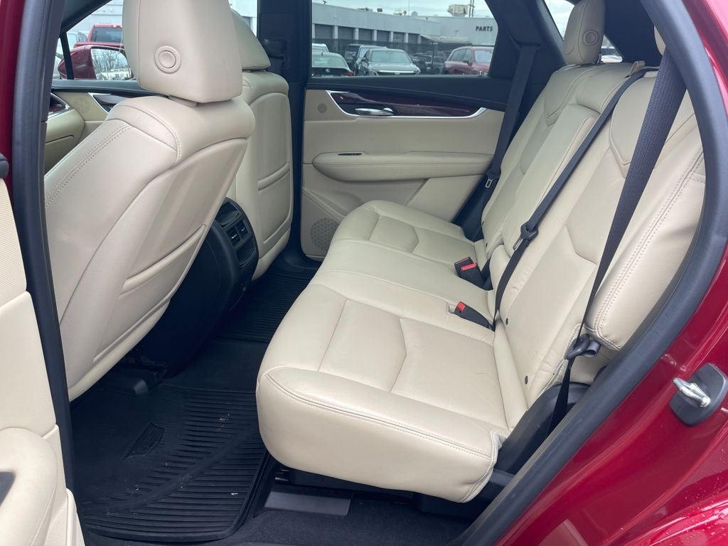 2017 Cadillac XT5 Luxury