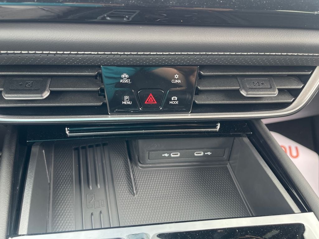 2026 Volkswagen Atlas Cross Sport 2.0T SEL R-Line Black