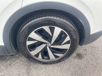 2023 Volkswagen ID.4 Pro