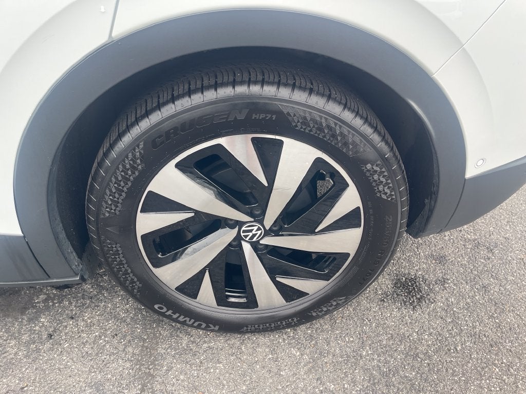 2023 Volkswagen ID.4 Pro