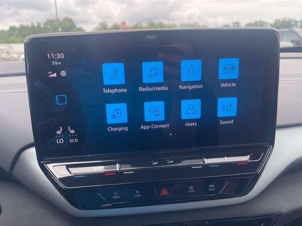 2023 Volkswagen ID.4 Pro