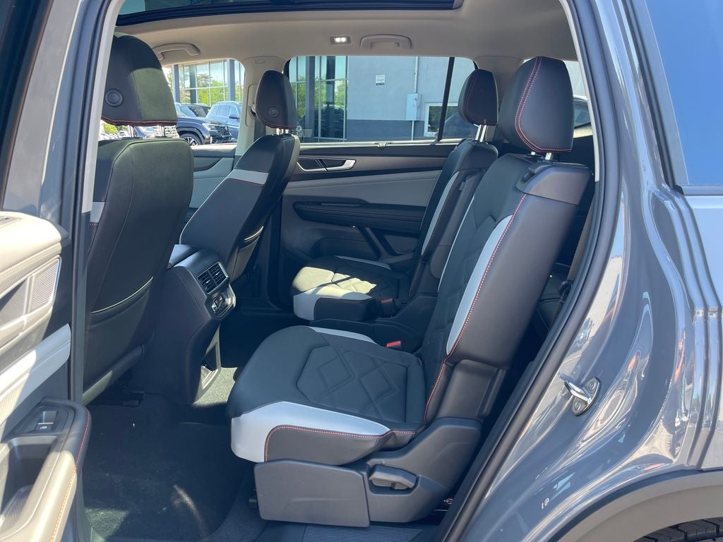2026 Volkswagen Atlas 2.0T Peak Edition
