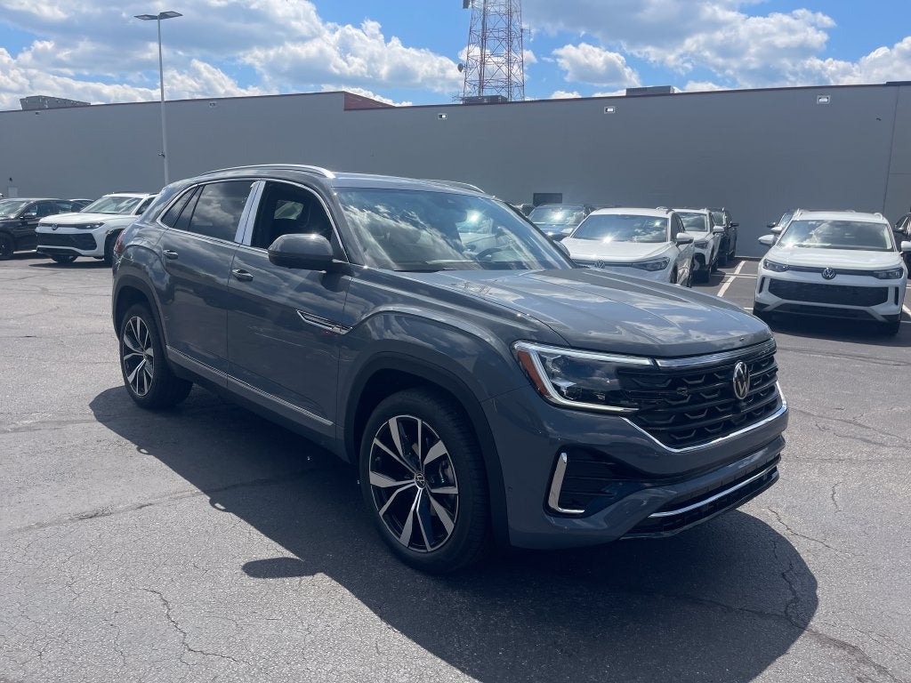 2026 Volkswagen Atlas Cross Sport 2.0T SEL Premium R-Line