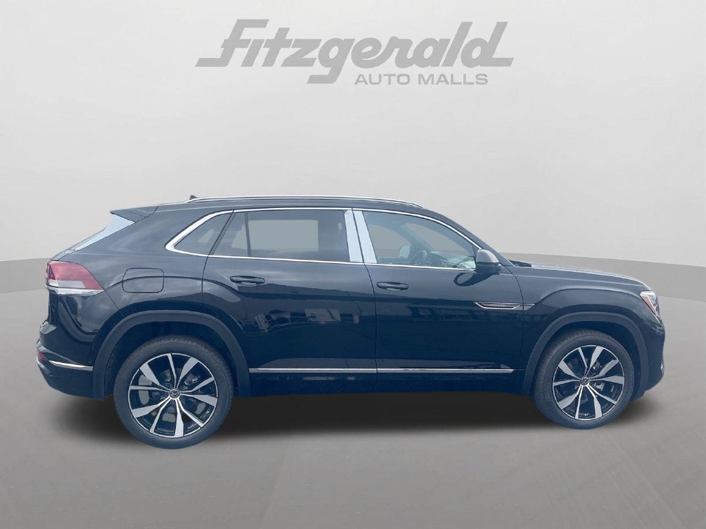 2026 Volkswagen Atlas Cross Sport SEL Premium R-Line