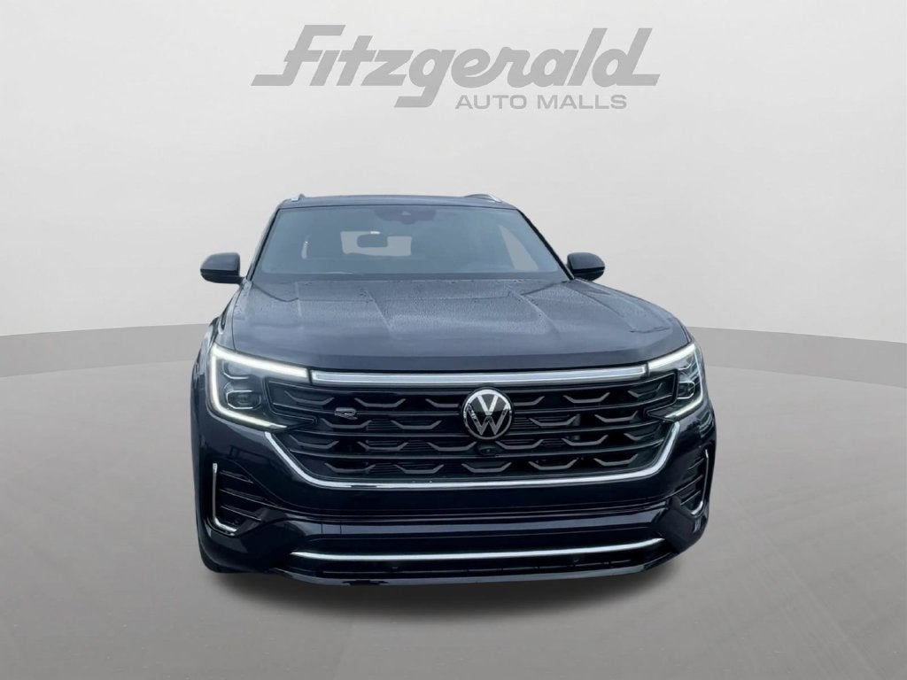 2026 Volkswagen Atlas Cross Sport SEL Premium R-Line