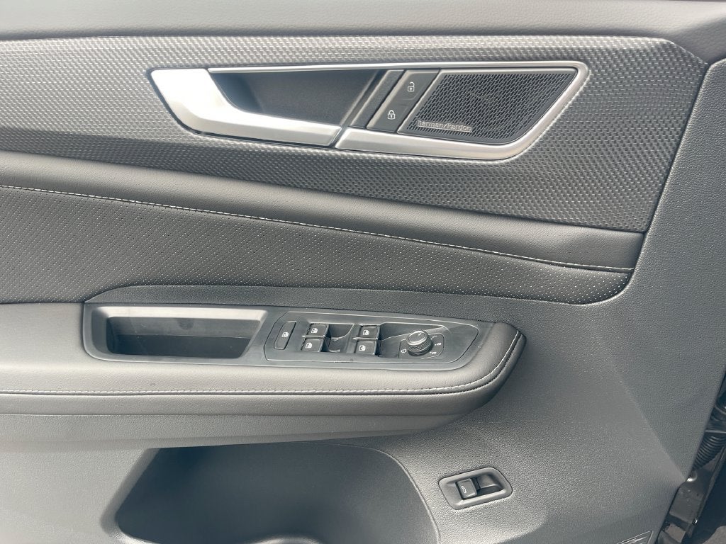 2026 Volkswagen Atlas Cross Sport SEL Premium R-Line