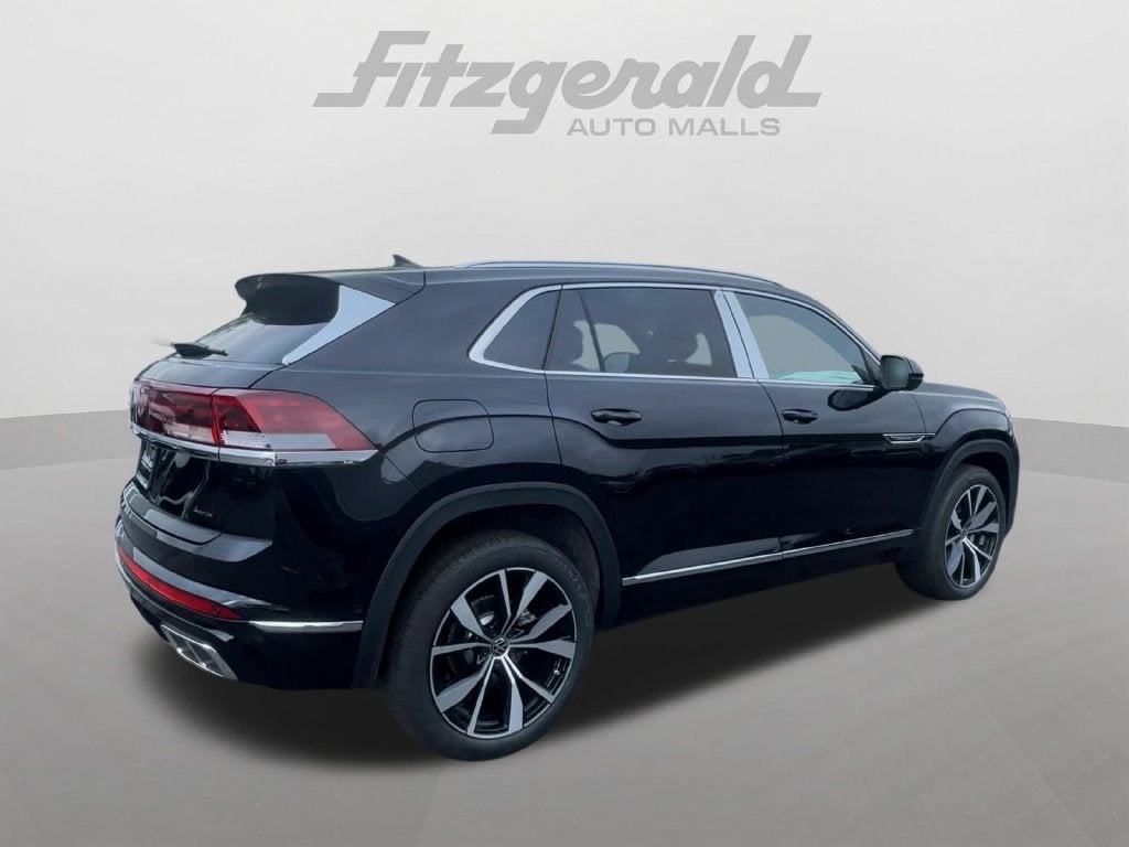 2026 Volkswagen Atlas Cross Sport SEL Premium R-Line