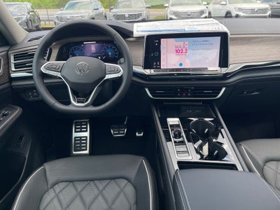 2026 Volkswagen Atlas 2.0T SEL Premium R-Line