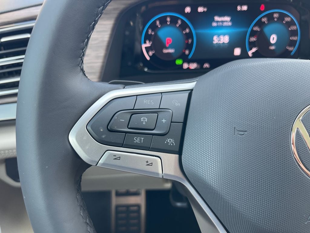 2026 Volkswagen Atlas 2.0T SEL Premium R-Line