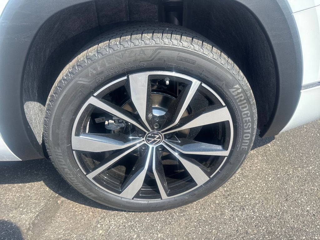 2026 Volkswagen Atlas 2.0T SEL Premium R-Line 4MOTION