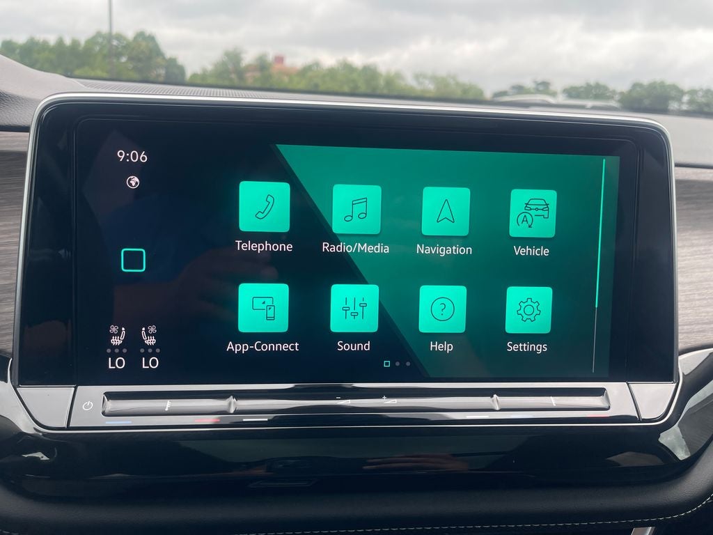2025 Volkswagen Atlas 2.0T SEL Premium R-Line
