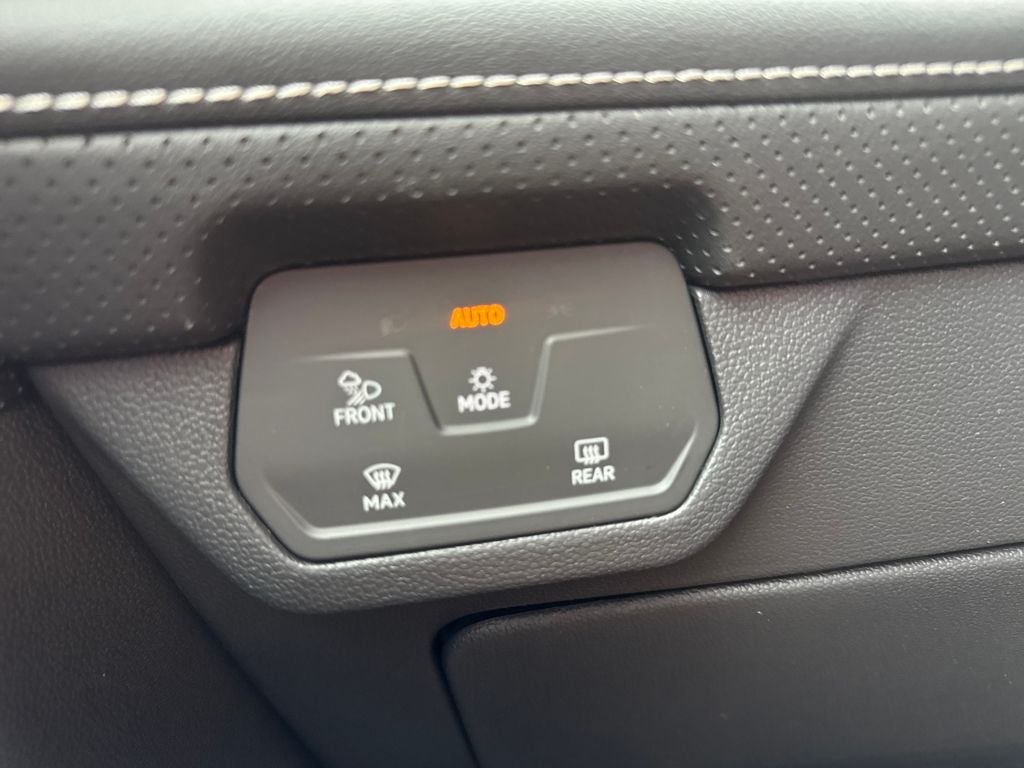 2026 Volkswagen Atlas SE W/ Tech AWD