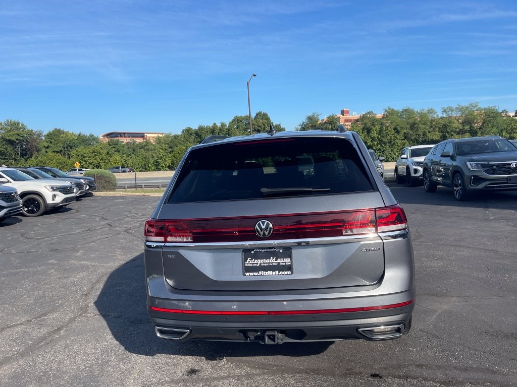 2024 Volkswagen Atlas 2.0T SE w/Technology