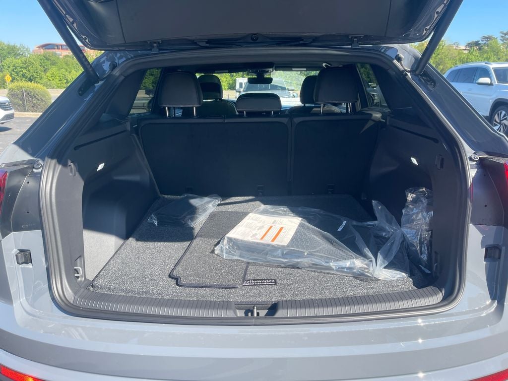 2026 Volkswagen Atlas Cross Sport 2.0T SE w/Tech 4MOTION
