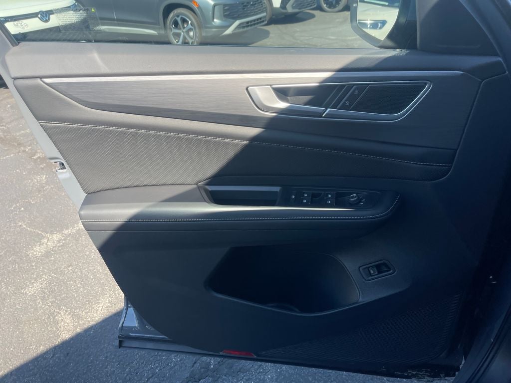 2026 Volkswagen Atlas Cross Sport 2.0T SE w/Tech 4MOTION