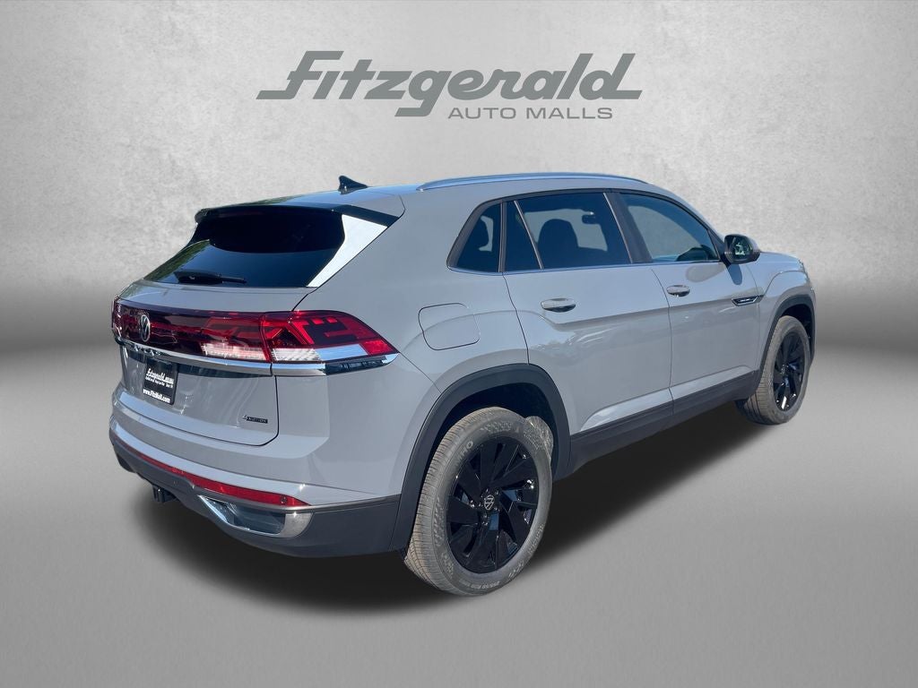 2026 Volkswagen Atlas Cross Sport 2.0T SE w/Tech 4MOTION
