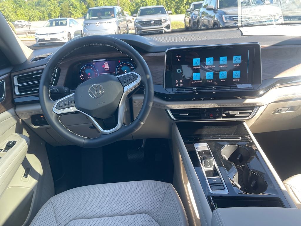 2026 Volkswagen Atlas 2.0T SE w/Technology