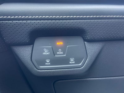 2026 Volkswagen Atlas Cross Sport 2.0T SE