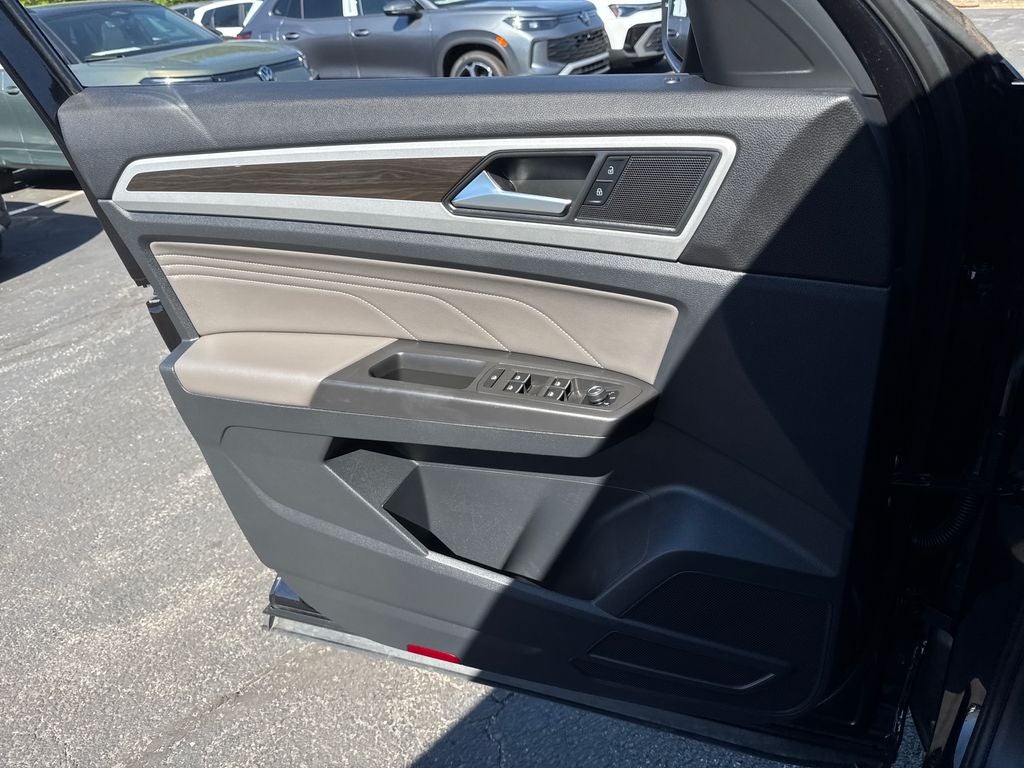 2022 Volkswagen Atlas 2.0T SE
