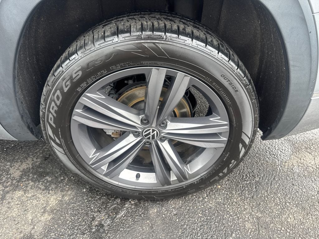 2021 Volkswagen Atlas 3.6L V6 SE w/Technology R-Line