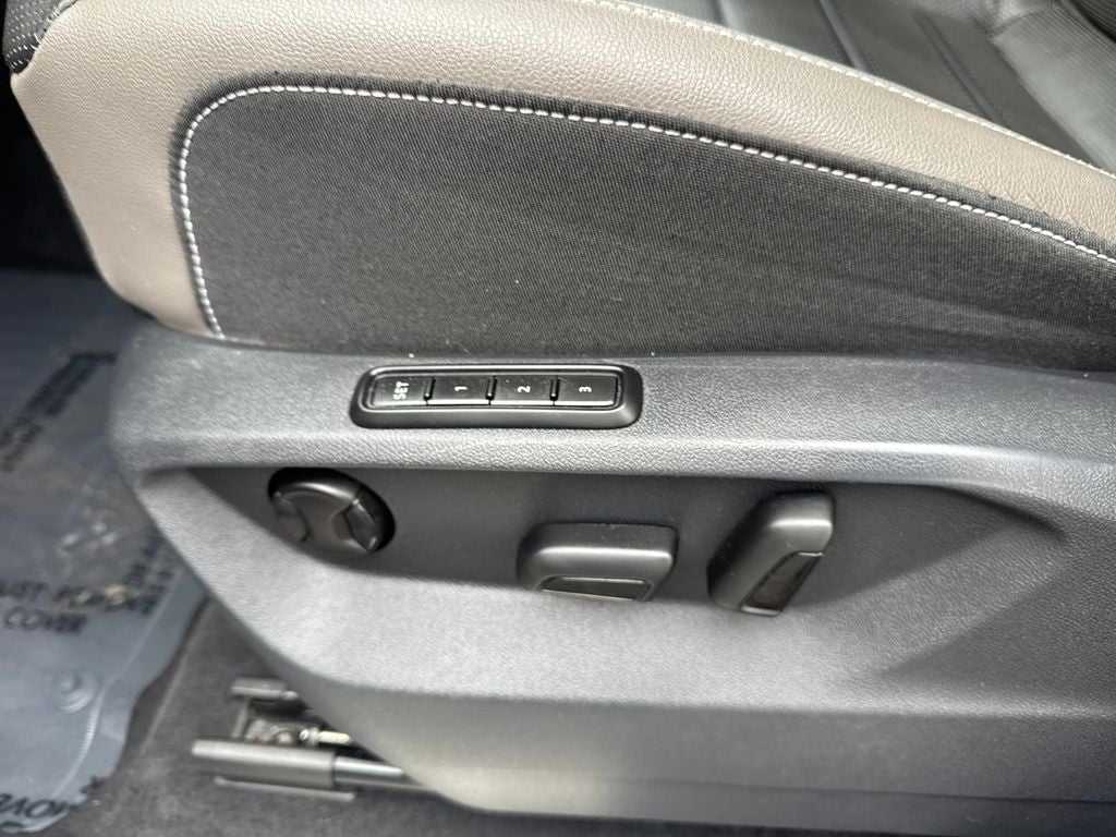 2020 Volkswagen Atlas Cross Sport 3.6L V6 SEL Premium R-Line 4Motion