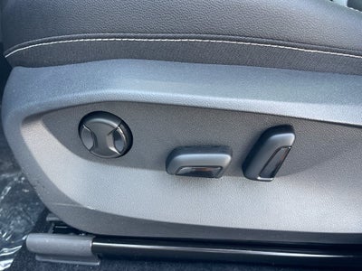 2027 Volkswagen Taos 1.5T SEL