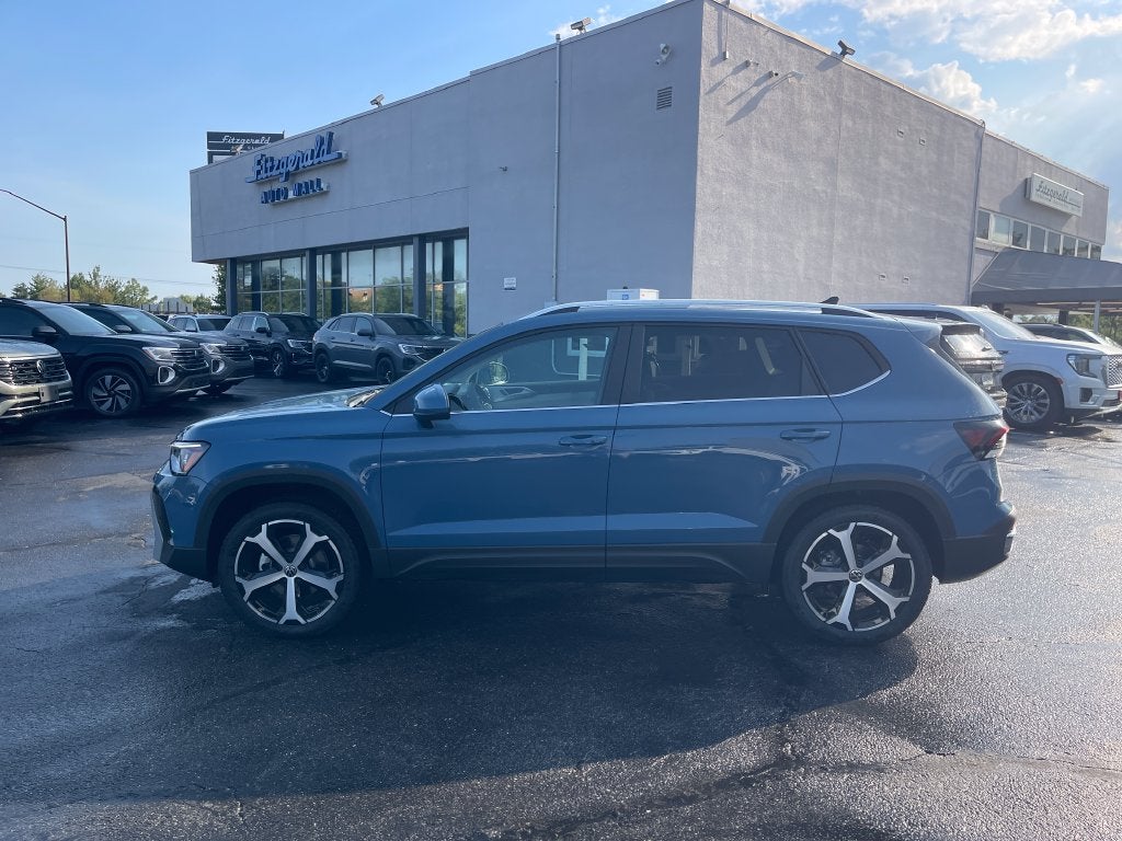 2027 Volkswagen Taos 1.5T SEL