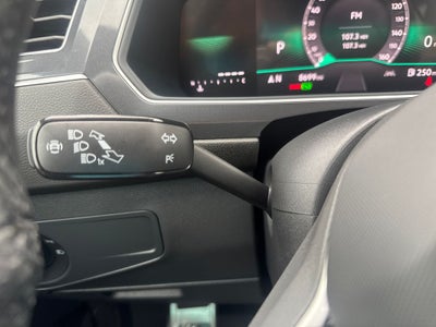 2024 Volkswagen Tiguan 2.0T SE R-Line Black